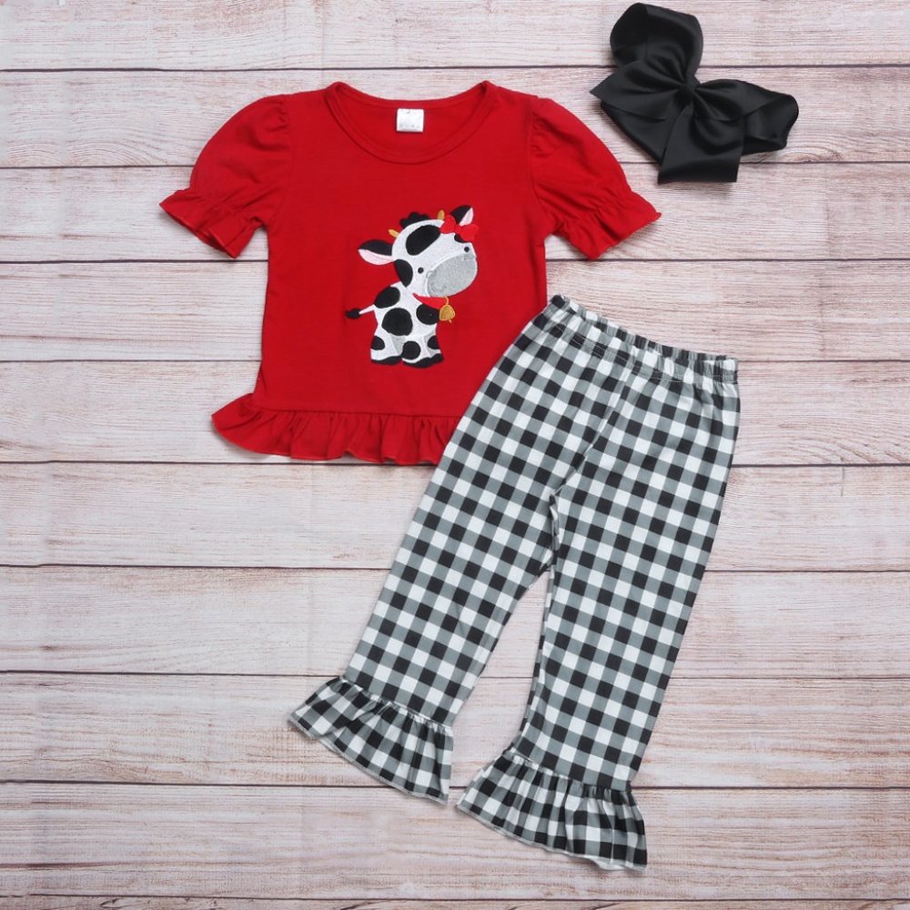 Boutique Girls Cow Short Sleeve Shirt & Plaid Ruffle Leggings Outfit Set